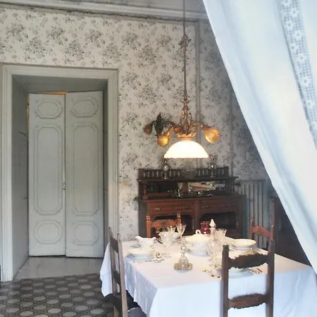 Casa de hóspedes Palazzo Castro Grimaldi *